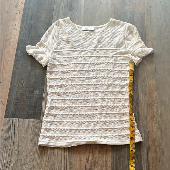 Bailey 44 White Crew Neck Smocked Short Sleeve Stretchy Tee Size: Small (S) - Picture 10 of 15